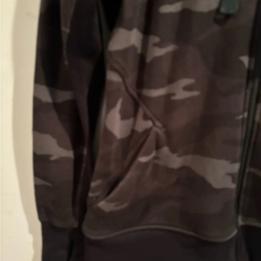 ATHLETA Sm Camouflage Zip-Up Hoodie - Picture 4 of 12